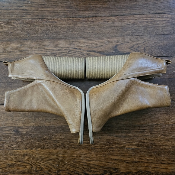 Ankle Heeled Mule Bootie - Picture 2 of 5